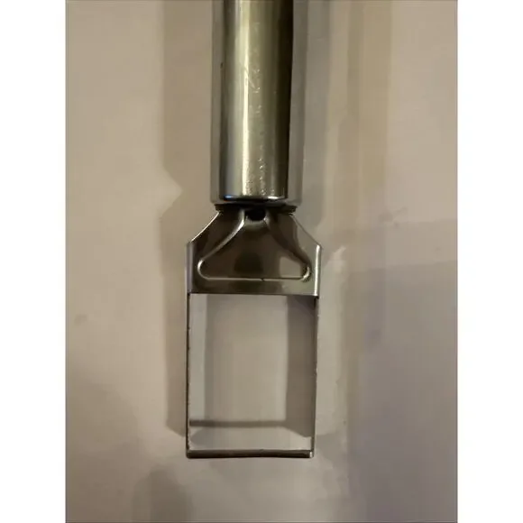 NWT 2 In 1 Stainless Steel Watermelon Slicer And Fork