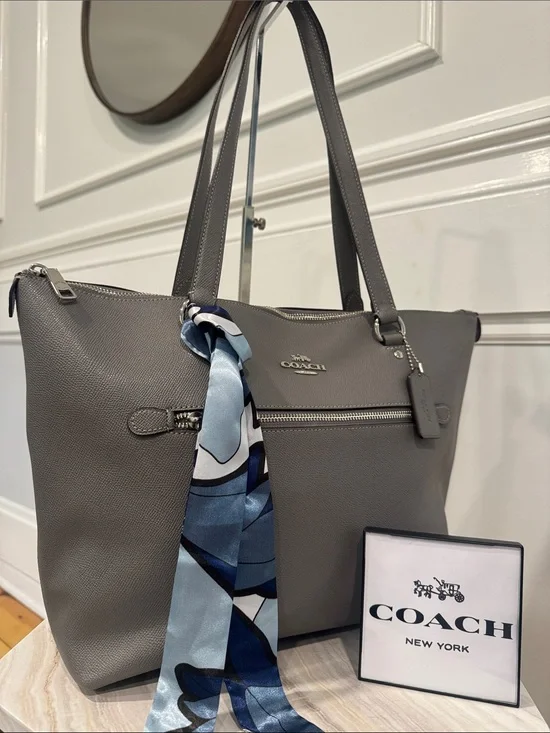 Coach Bag Gallery Grey Leather Tote with Scarf
