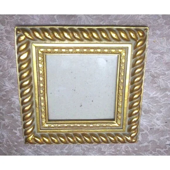 RARE VTG gold tone picture frame ornate detailed border 8.25