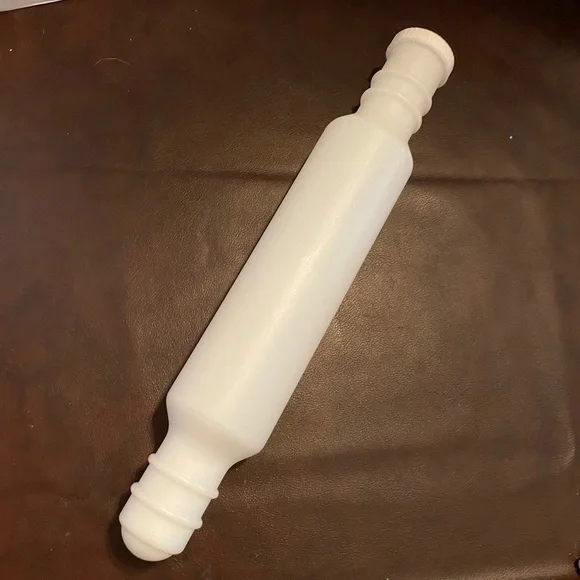 Tupperware rolling pin