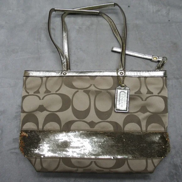 Coach Signature Tote Bag Medium Gold Metallic Leather Sequins Shoulder‎ F17574
