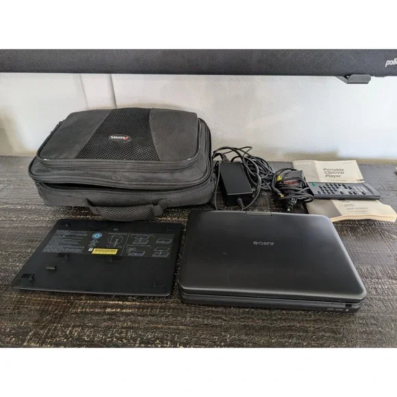Sony Portable CD/DVD Player DVP-FX820 8