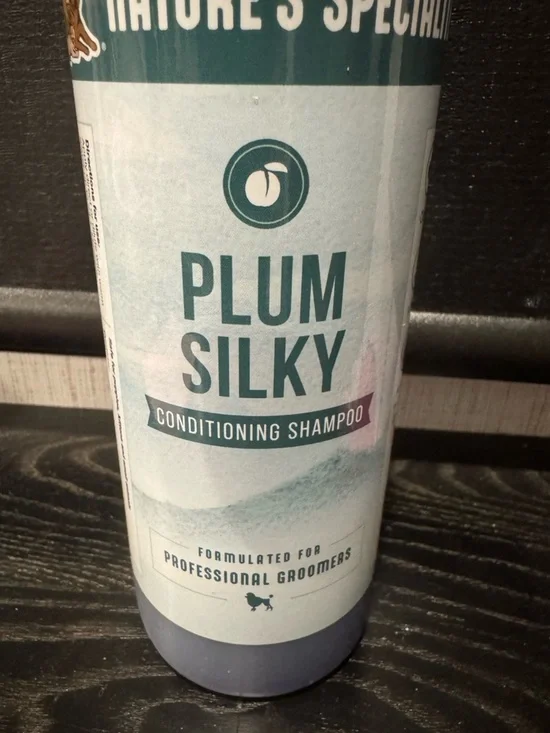 Plum Silky Conditioning Shampoo - Purple
