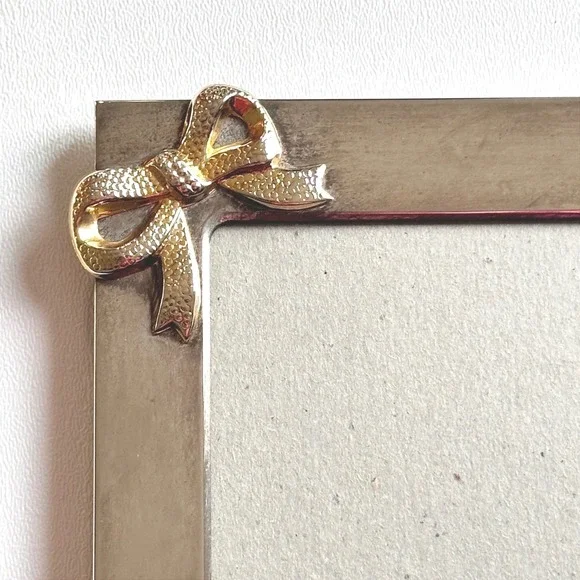 VTG Picture Frame Ornate Old World French Cottagecore Gold‎ Silver Bow Coquette