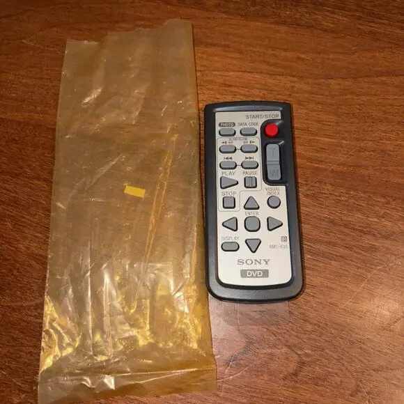 OEM New Sony RMT-835 Remote Commander For Camcorders Handycam