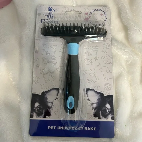 Black‎ and Blue Pet Undercoat Rake new blue.