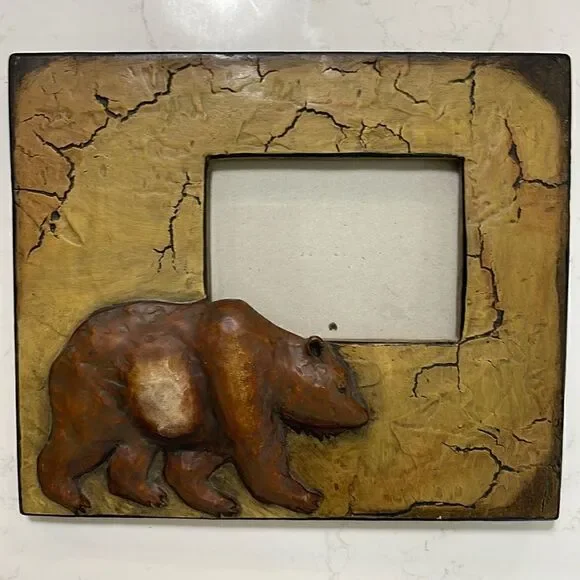 Grizzly bear picture frame.  Holds 4x6 picture.  Heavy Composite material.