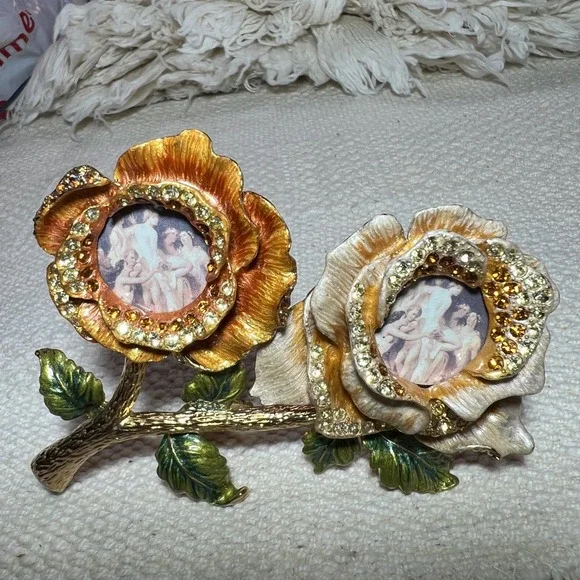 Rucinni‎ Ornate Double Rose Picture Frame Rhinestone Vintage Style Gold Tone
