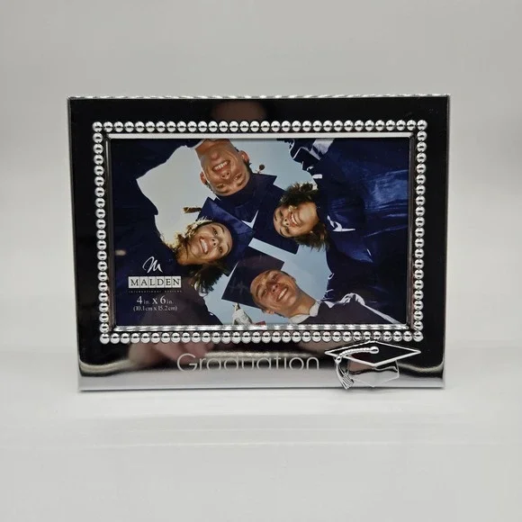 Malden Intl.‎ Graduation Picture Frame 4x6 Silver Metal Beaded Mortarboard