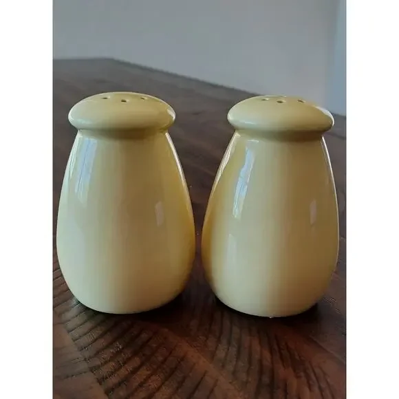 Disney Mickey Mouse Ceramic Salt and Pepper Shakers Set Brand New Pastel Yellow