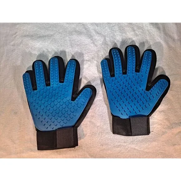 Pet Brush Glove-Set of 2 Righthand-Dog Hair Remover and Cleaning‎ gloves. Blue