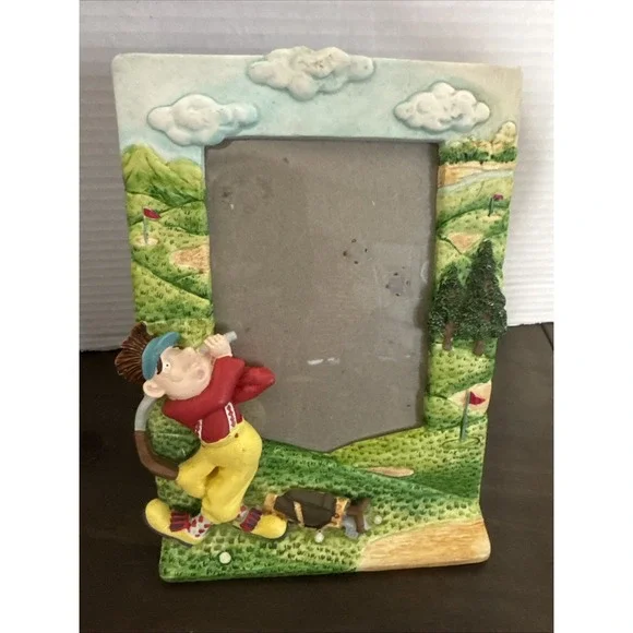 RUSS PHOTO PICTURE FRAME GOLF 3D HANDPAINTED 3.5
