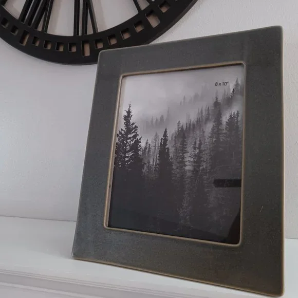 NEW 8 X 10 Grey Stoneware Photo Frame, Freestanding‎