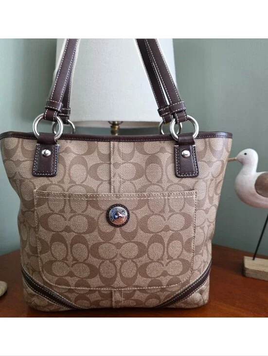 Coach F18393 Peyton Signature Tote Khaki Mahogany Coated Canvas Leather Bag Y2K