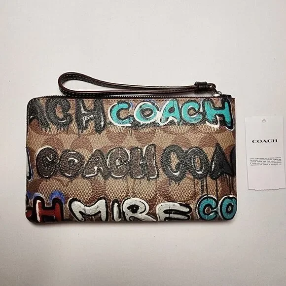 NWT CM673 Coach X Mint + Serf Large Corner Zip Wristlet In Signature Canvas