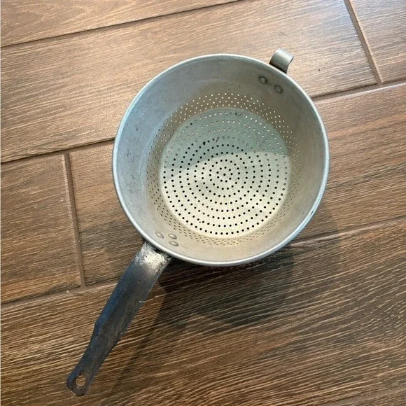 Vintage Mid-Century Ware-Ever TAC U Aluminum‎ Co. Strainer No 933 With Handle