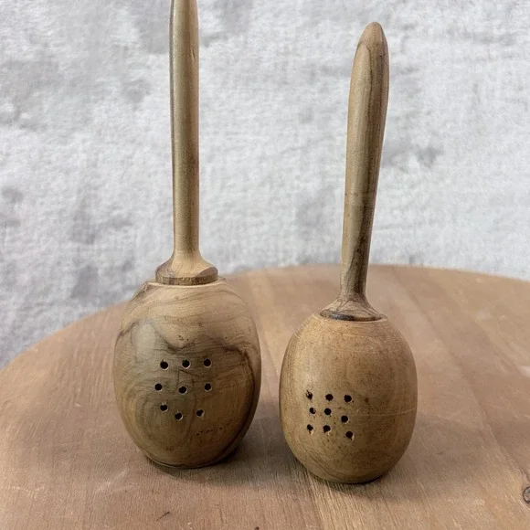 Hand Turned Wooden Salt & Pepper‎ Shakers Maraca Style Vintage MCM
