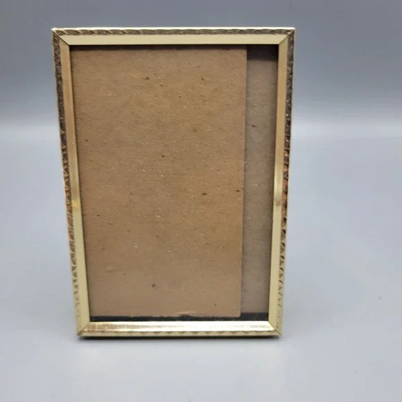 Vtg Gold Tone Metal Picture Frame With Textured Design & Easel Back 3.5