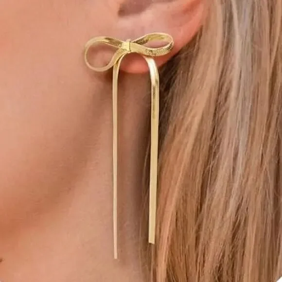 Bow drop earrings A734