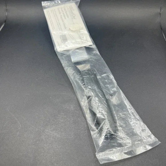 Pampered Chef  Large Spreader #1646 Discontinued New in Sealed Bag 13