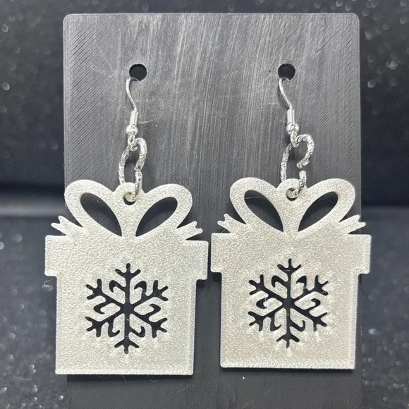 White Snowflake Gift Box Earrings with Silver Heart Accent ✨🤍