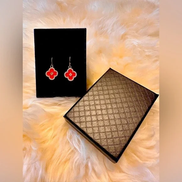 NWT Red ceramic and rhinestone pierced earrings