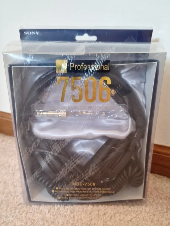 Sony MDR-7506 Professional Headphones