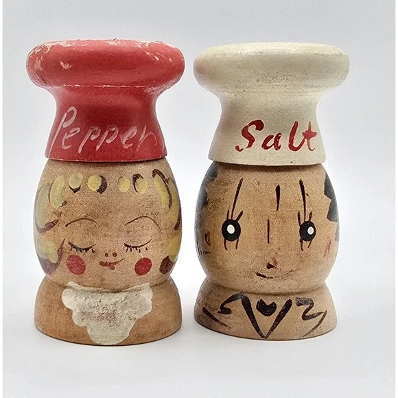 Vintage Salt & Pepper‎ Wooden Salt & Pepper Shakers Set Mr And Mrs People