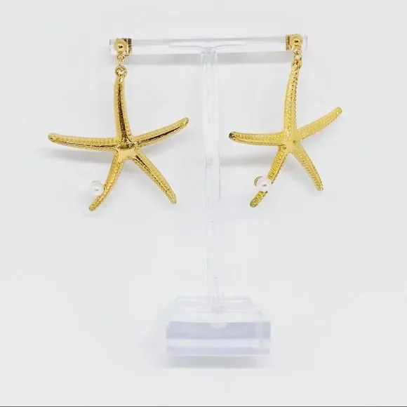 NWT Gold star fish Faux Pearl Earring
