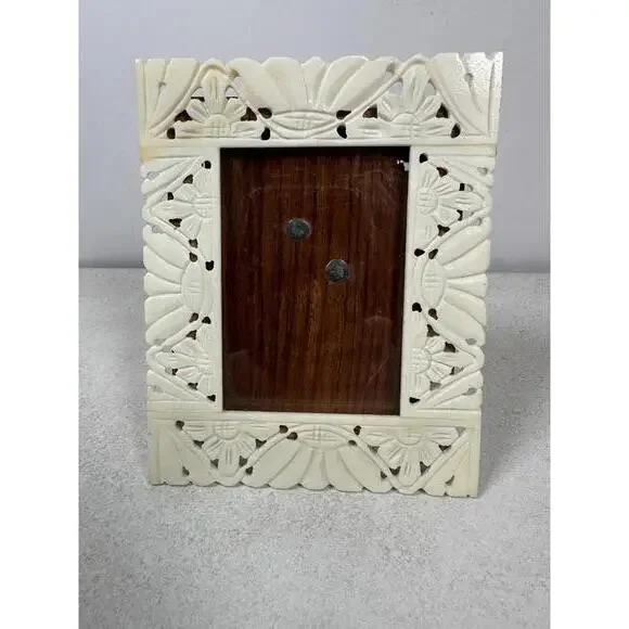 VTG Carved Bone Floral Frame Boho Decor Ornate 5x4 Accent