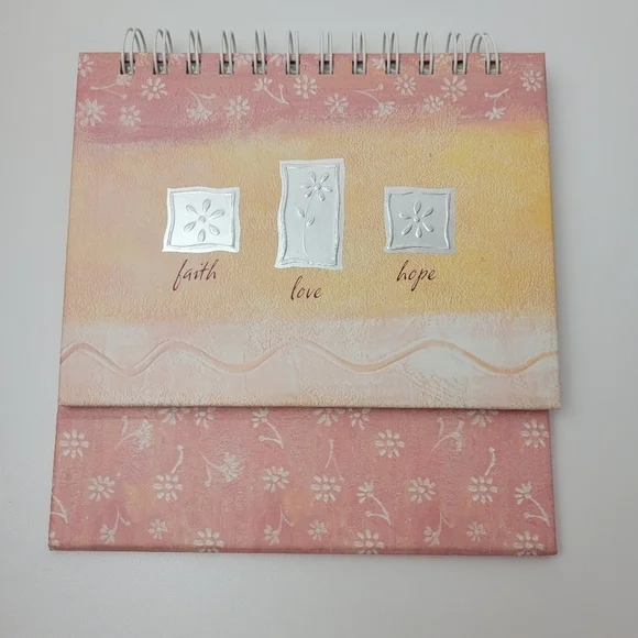 Display photo album by dayspring