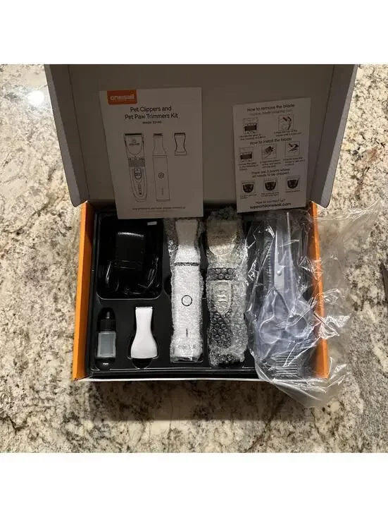 oneisall Pet Fur Clippers and Paw Trimmer - White & Silver NEW + FAST SHIPPING