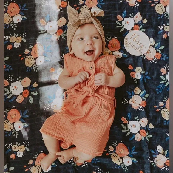 Olive + Scout Baby Oversized‎ Khaki/Tan Topknot Bow Headband Infant 6-12 Months