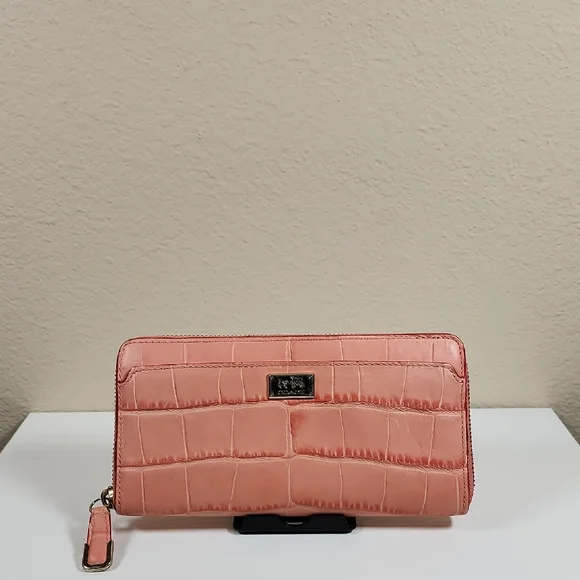 Coach Madison Long Zippy Wallet
