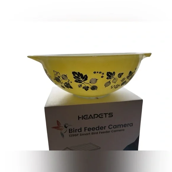 Vintage PYREX 36 Gooseberry Cinderella Mixing Bowl – Yellow & Black