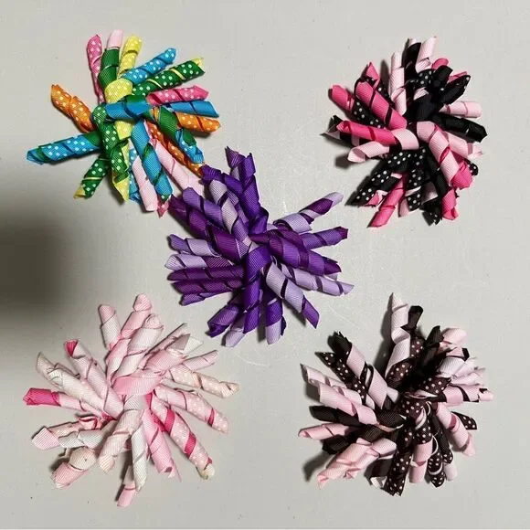 5 curly hair bows