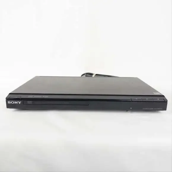 Sony DVP-SR200P Progressive Scan CD/DVD Player