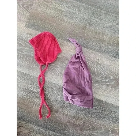 Kate Quinn 0-3‎ month baby hat set of 2 #1