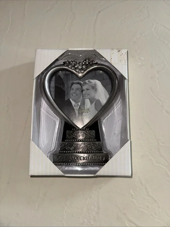 Fetco Wedding Heart & Cake Photo Frame “OUR SPECIAL DAY” 3.5