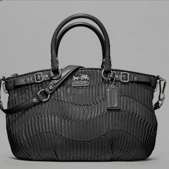 Coach Madison gathered leather bag