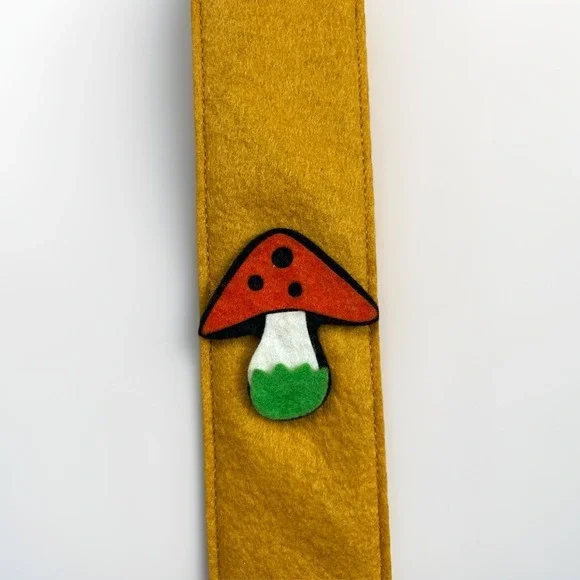 VTG 1970s  handmade yardstick holder Mushrooms On Jute MCM Mid Century Modern