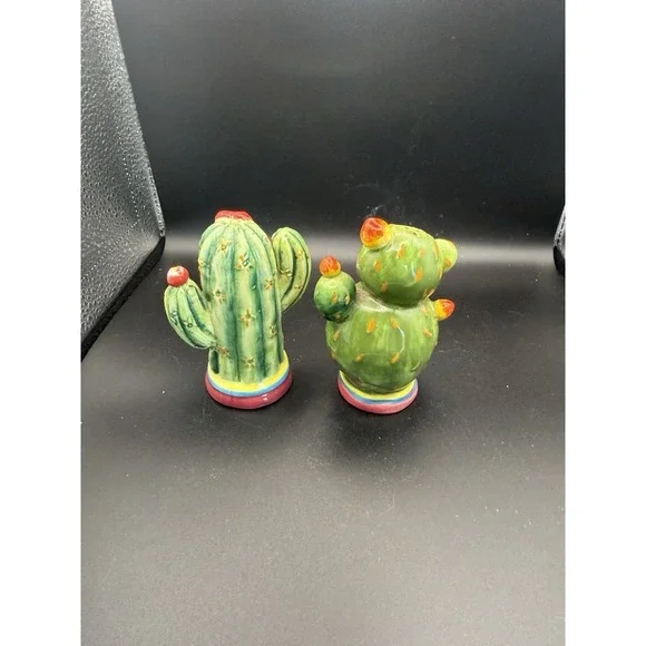 Vintage Cactus Salt Pepper‎ Shakers Set Ceramic Southwestern Desert Style