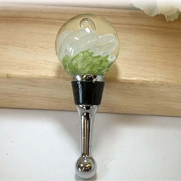 Art Glass Controlled Bubble Sphere Bottle Stopper Wine