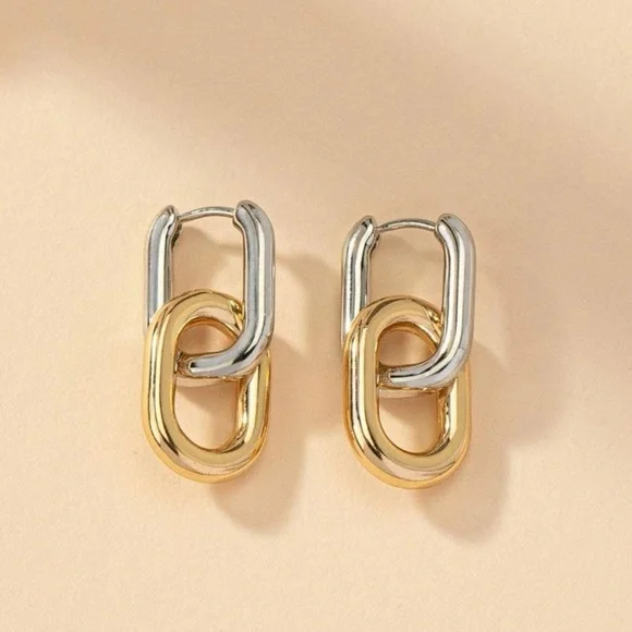 RESTOCKED!! ✨Two toned silver & gold paperclip chain minimalist hoop earrings