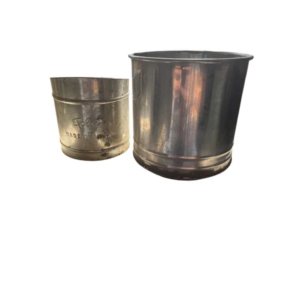 Vintage Flour Sifter Lot – Foley 3 Cup & Large Tin Sifter – USA – Kitchen‎ Tool