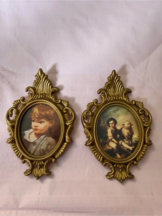 Vintage ornate gold tone frames plastic containing classic prints (Set of 2) OSP