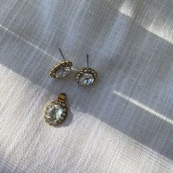 Pendant and earring set
