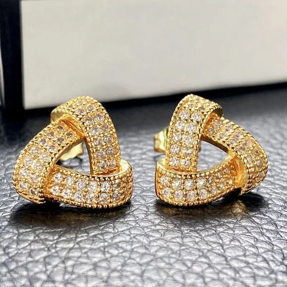 🔥 Shiny Flower Shape CZ Trendy Mini Stone Stud Earring for Women, HA4500