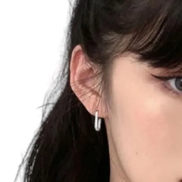 Simply Gorgeous 💧925 Sterling Silver Stamped Hoop Earrings Minimalism  Huggies