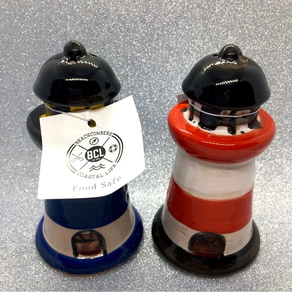 Cracker Barrel Light house Salt and Pepper Shakers